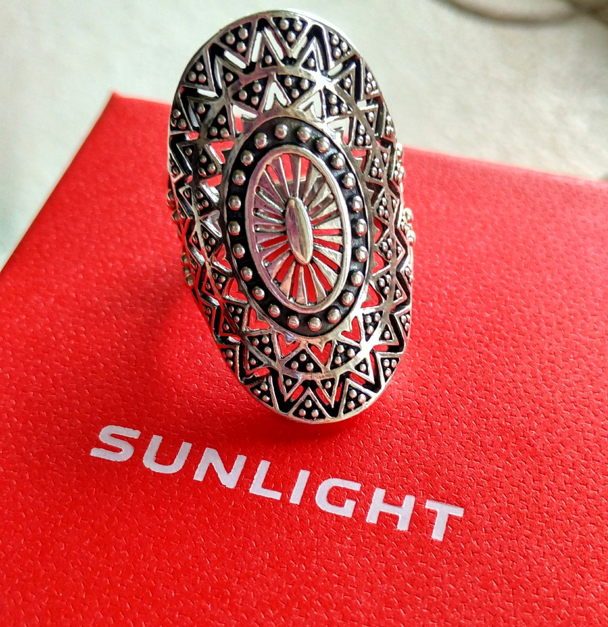 Серебряное кольцо SUNLIGHT: белое серебро 925 пробы — купить в интернет ...